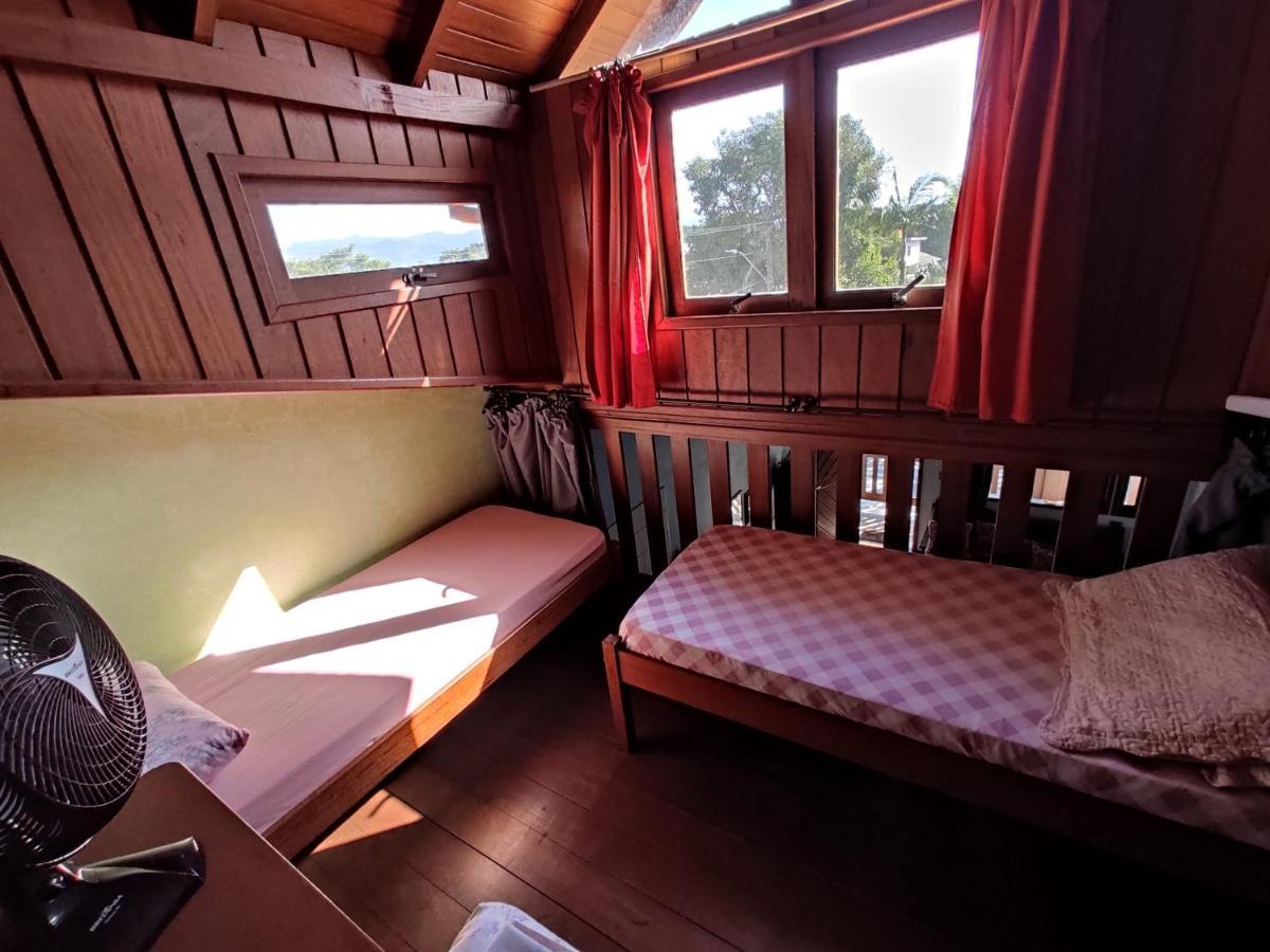 Inn Capricornio Guarda do Embau